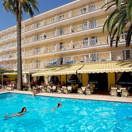 فندق Universal Bikini 3*