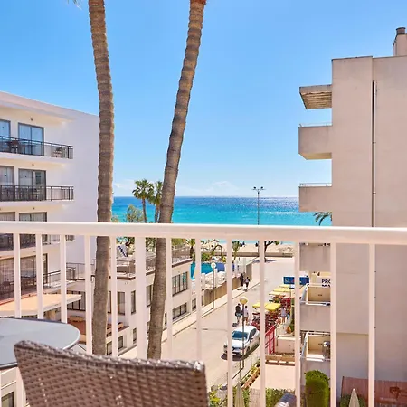 Universal Bikini Hotel 3*